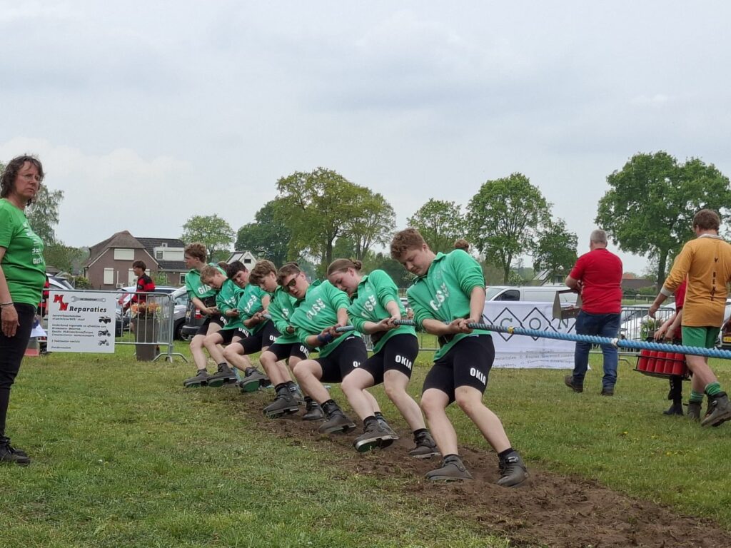 TTV OKIA op touwtrek toernooi TTC Elshof